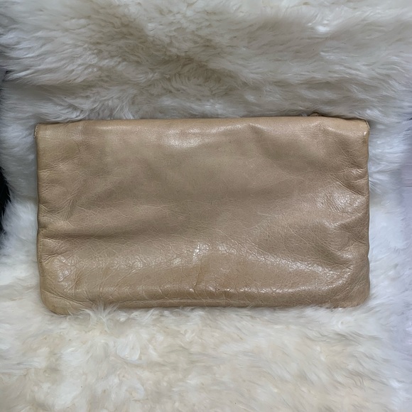 COPY - cream large balenciaga clutch - Picture 5 of 10